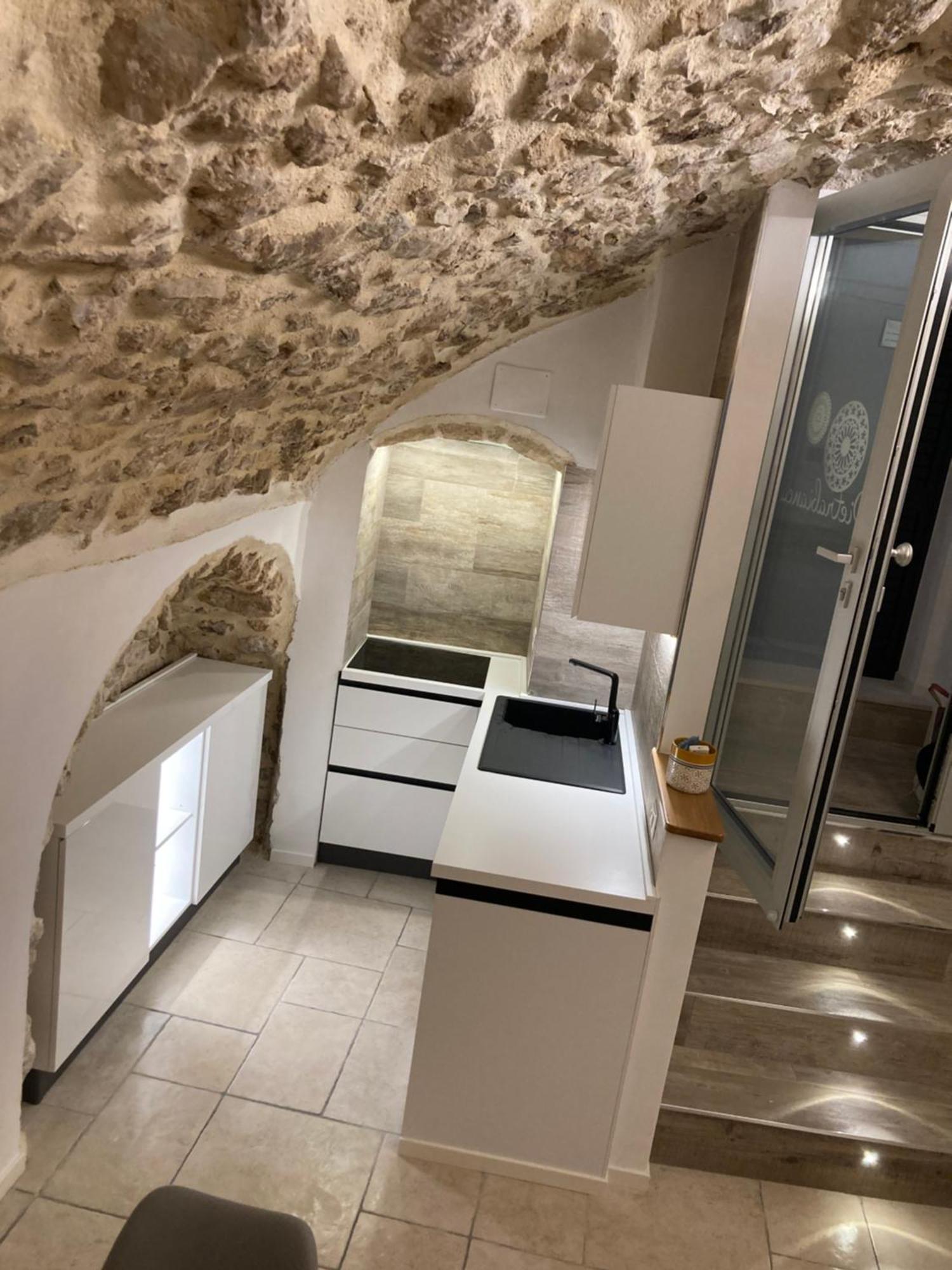 Pietrabianca Santa Maria Apartments Манфредония Экстерьер фото